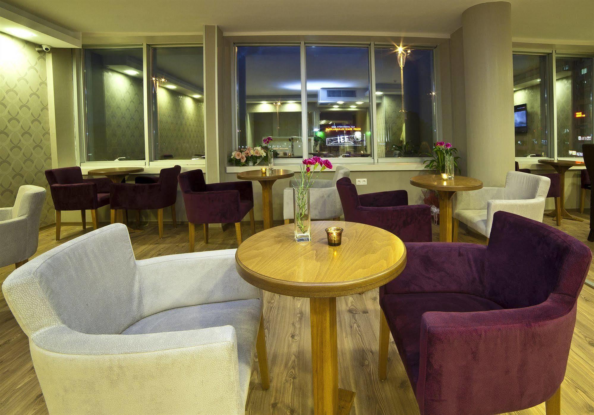Walk In Hotel Ізмір Екстер'єр фото