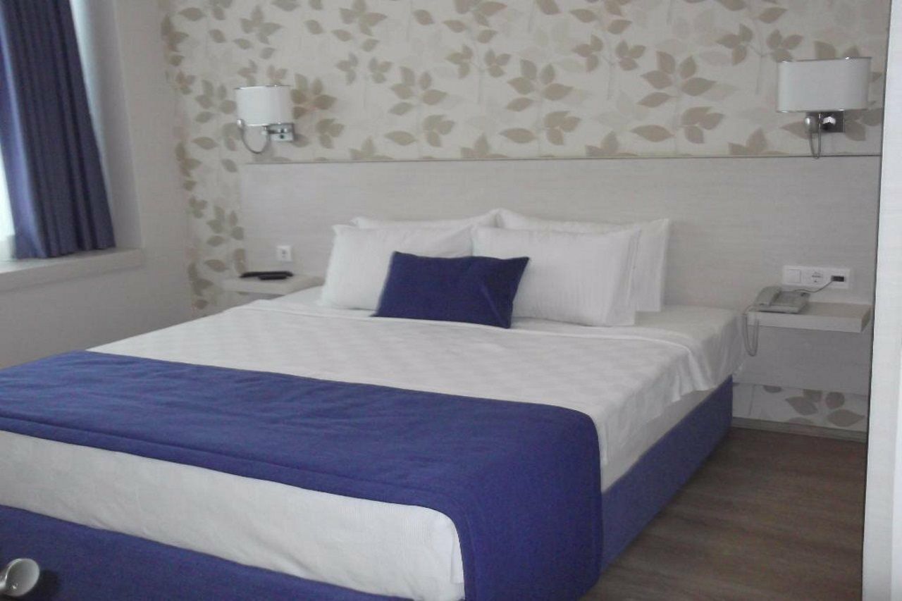 Walk In Hotel Ізмір Екстер'єр фото
